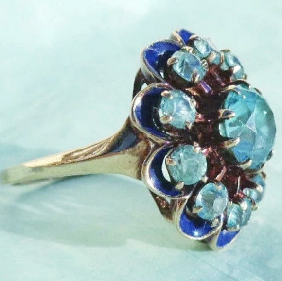 Antique Blue Zircon, Enamel and Gold Cocktail ring - Picture 2 of 4